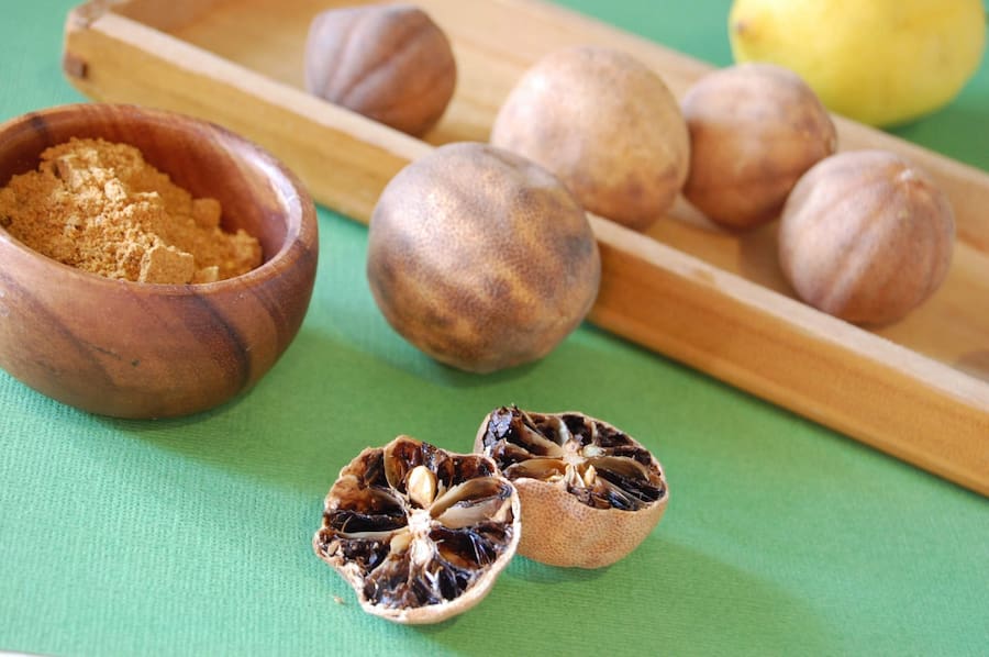 لیمو خشک عمانی؛ قهوه ای عدم وجود دانه های درشت طعم مطلوب ضد سرماخوردگی