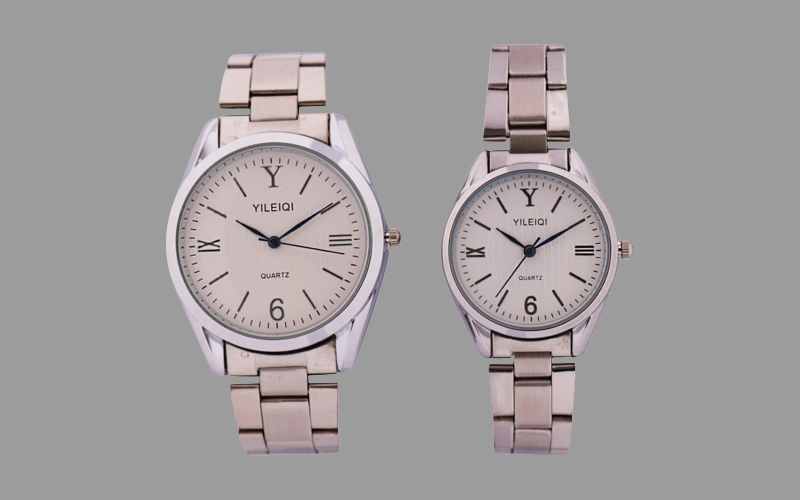 ساعت مچی yileiqi؛ استیل زنگ نزن مستحکم ضدآب 199 گرم