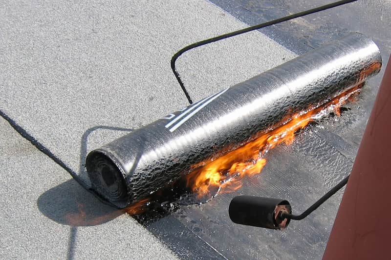 ایزوگام دلیجان با نصب (عایق رطوبت) پلیمری محافظ نصب آسان