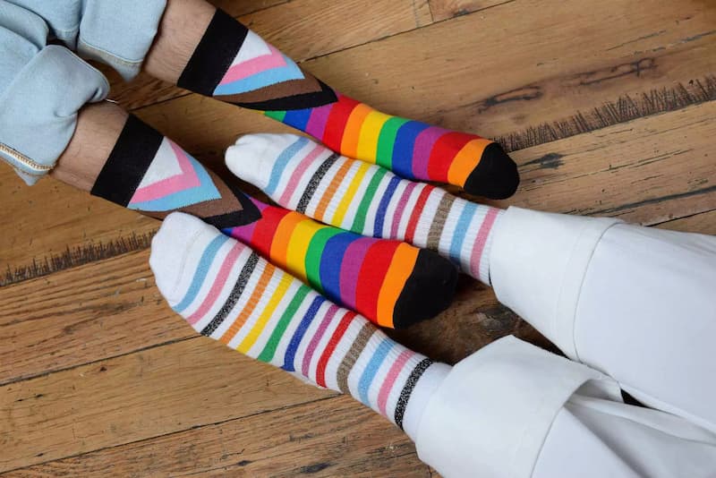 جوراب زنانه بلند؛ نخ پنبه شیشه ای دارای رنگبندی مختلف