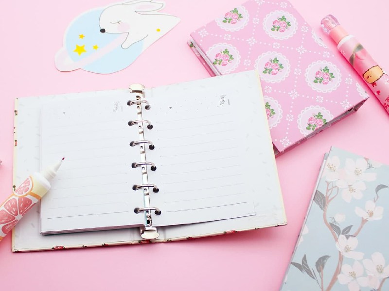 کلاسور دخترانه شیک (نوشت افزار) قفلی ساده طرح کلاسیک فانتزی سایز A5