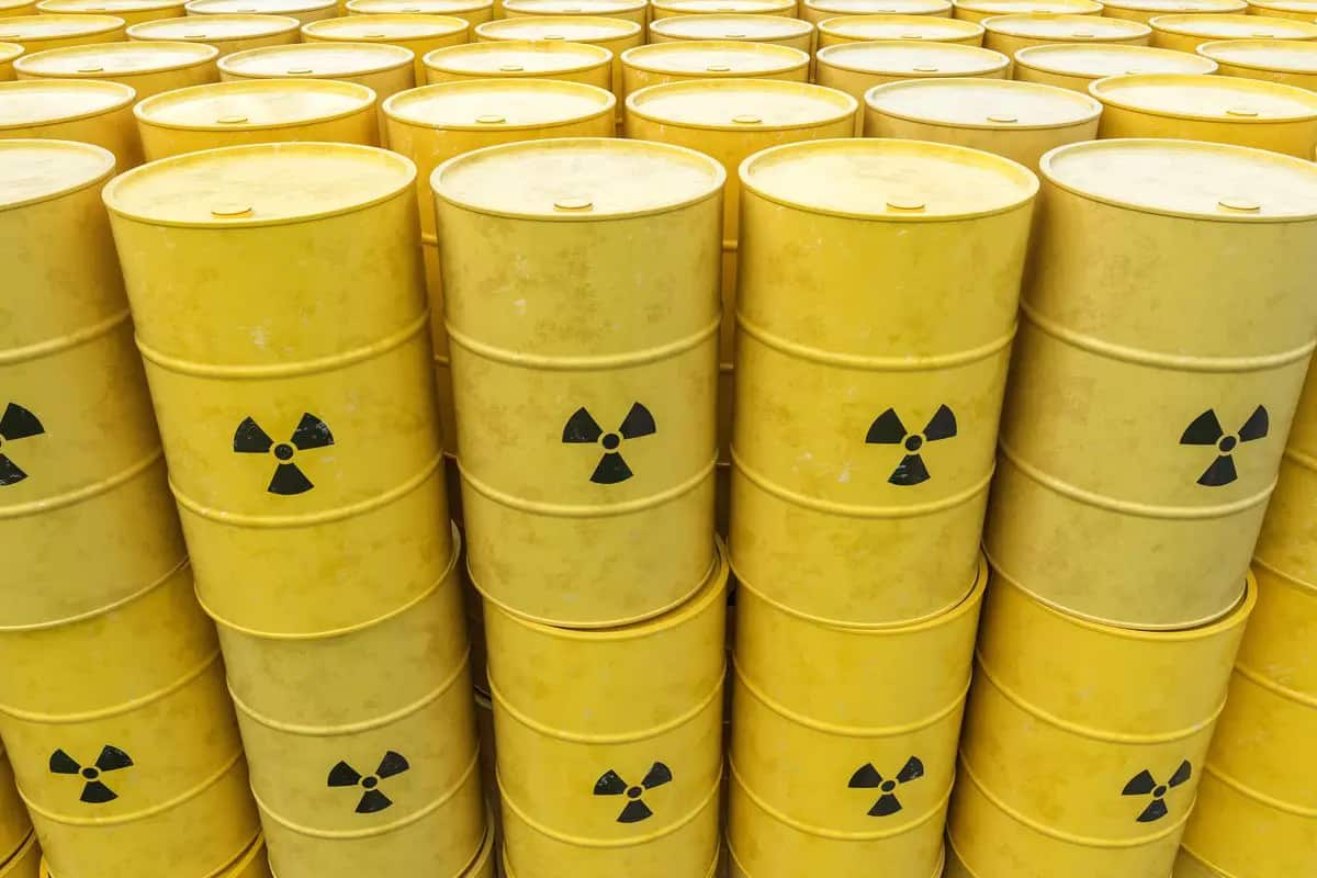 قیر فله صادراتی؛ سیاه قهوه ای مناسب آسفالت جاده خیابان ایزوگام