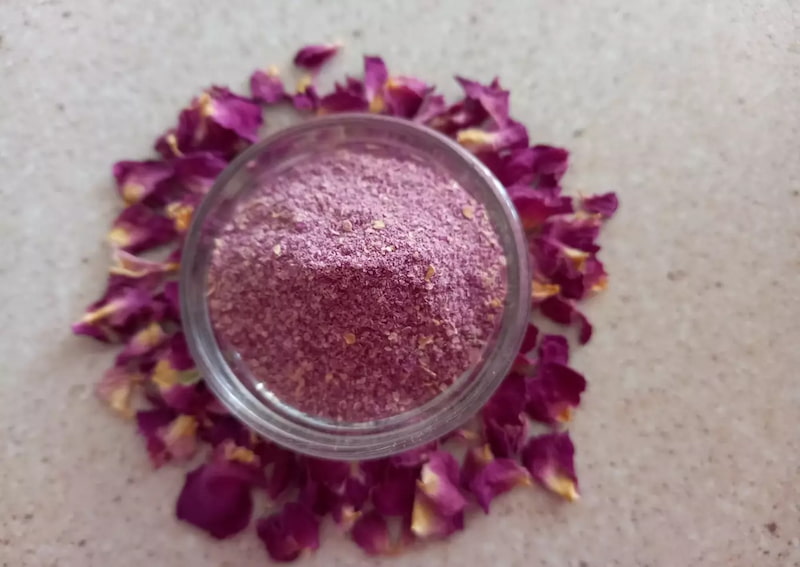 پودر گل سرخ (گل محمدی) خوشرنگ معطر 2 کاربرد دارویی دمنوش