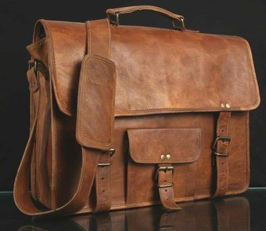 چرم اشبالت؛ انعطاف پذیر برش آسان نرم leather