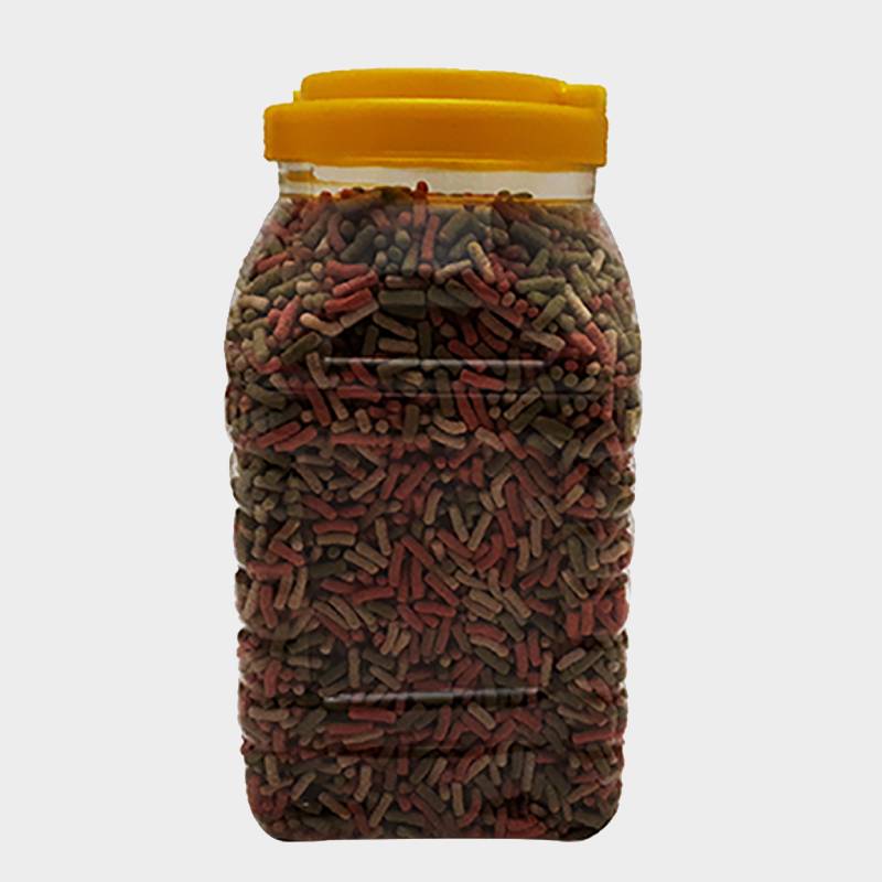 غذا ماهی؛ پودری دانه ای حاوی protein بسته بندی قوطی پلاستیکی