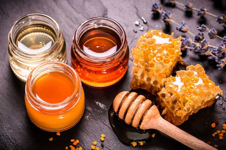 عسل درجه یک در تهران؛ اقاقیا گون گل بابونه بسته بندی 2 کیلویی