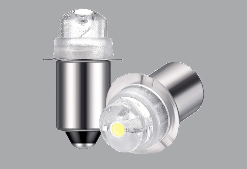 لامپ چراغ قوه؛ نور زرد سفید ال ای دی مقاوم برابر ضربه گرما