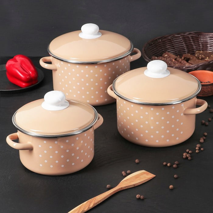 قابلمه سرامیکی مارک عروس؛ نچسب نسوز جنس خاک رس وزن سبک