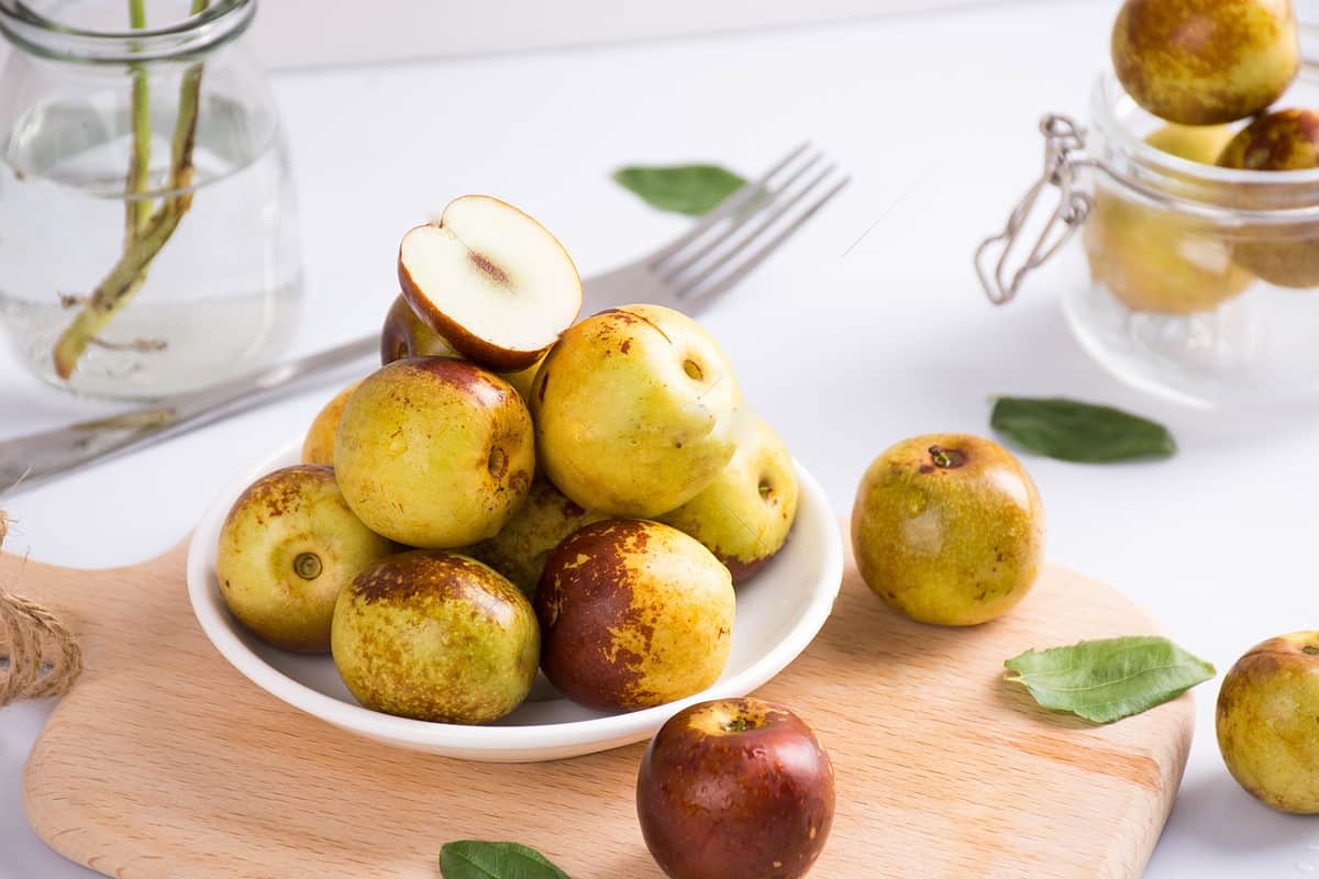 عناب زرد؛ تازه بافت چسبناک تخم مرغی تقویت کبد کلیه فشار خون