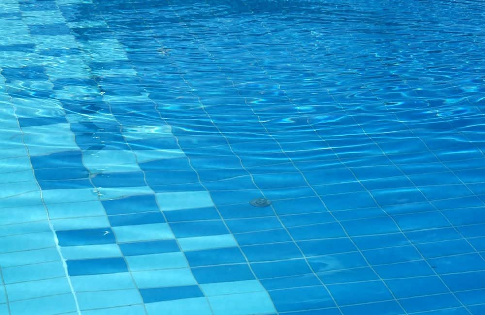 کاشی استخری البرز (سرامیکی) شش ضلعی مربع رنگ آبی مناسب کف استخر