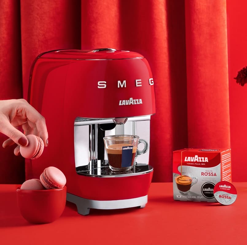 قهوه لاوازا یک کیلویی؛ پودری انرژی زا مناسب موکاپات فرنچ پرس (Italy)