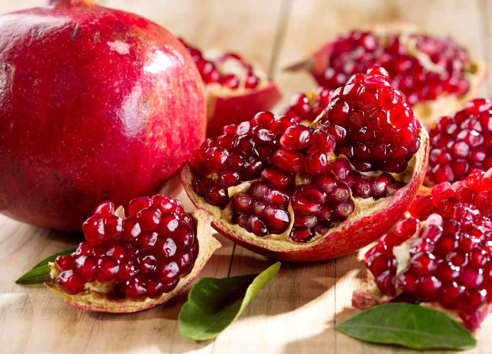 انار در بازار مشهد؛ شیرین ترش تقویت سیستم ایمنی رفع کم خونی