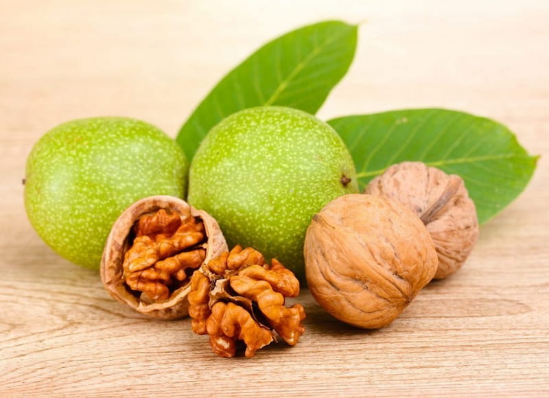 گردو کانادایی؛ خام پخته شده طبع گرم ویتامین (A B K)