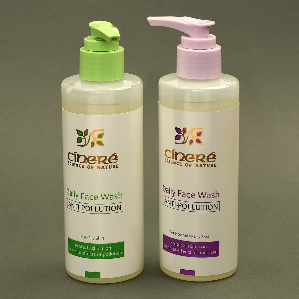 شوینده صورت سینره؛ فاقد مواد صابونی رفع مشکلات پوستی مرطوب کننده Cinere