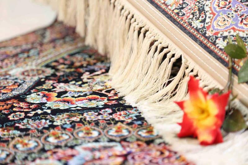 فرش ابریشم زرنیم (قالیچه) دستباف طرح افشان رنگ فیروزه ای