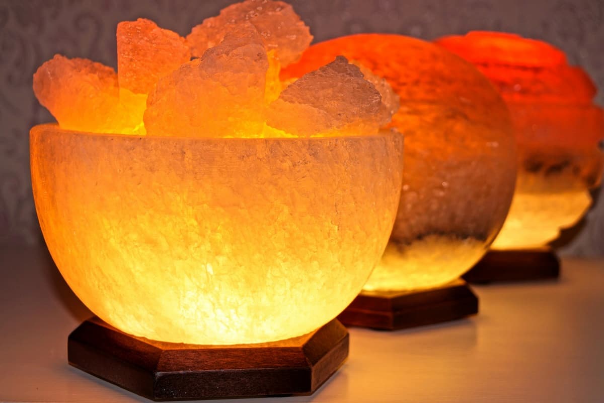 آباژور سنگ نمک؛ پایه چوبی سنگی کاسه گرد 2 رنگ صورتی بنفش