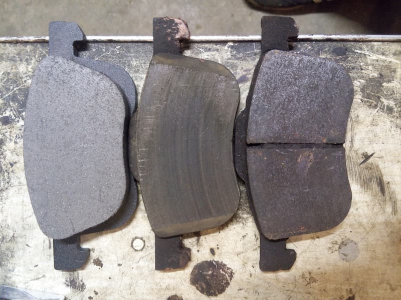 لنت ترمز سرامیکی پژو 405؛ امکو پارس رایکام جنس فولادی ضد ساییدگی