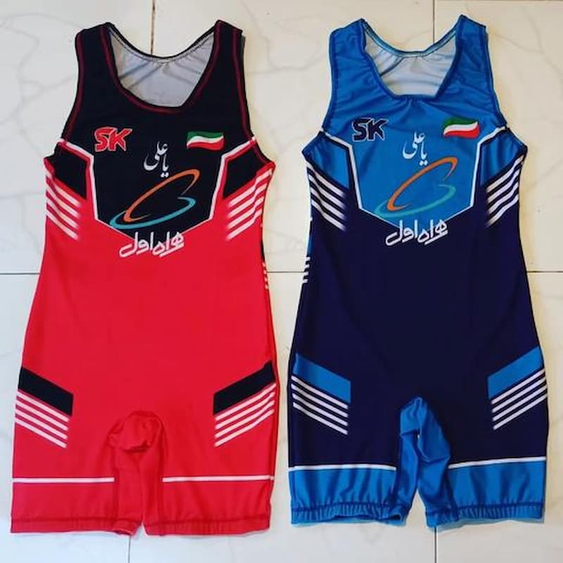 لباس کشتی حسن یزدانی؛ چسبنده کوتاه جنس پلی استر 2 رنگ قرمز آبی