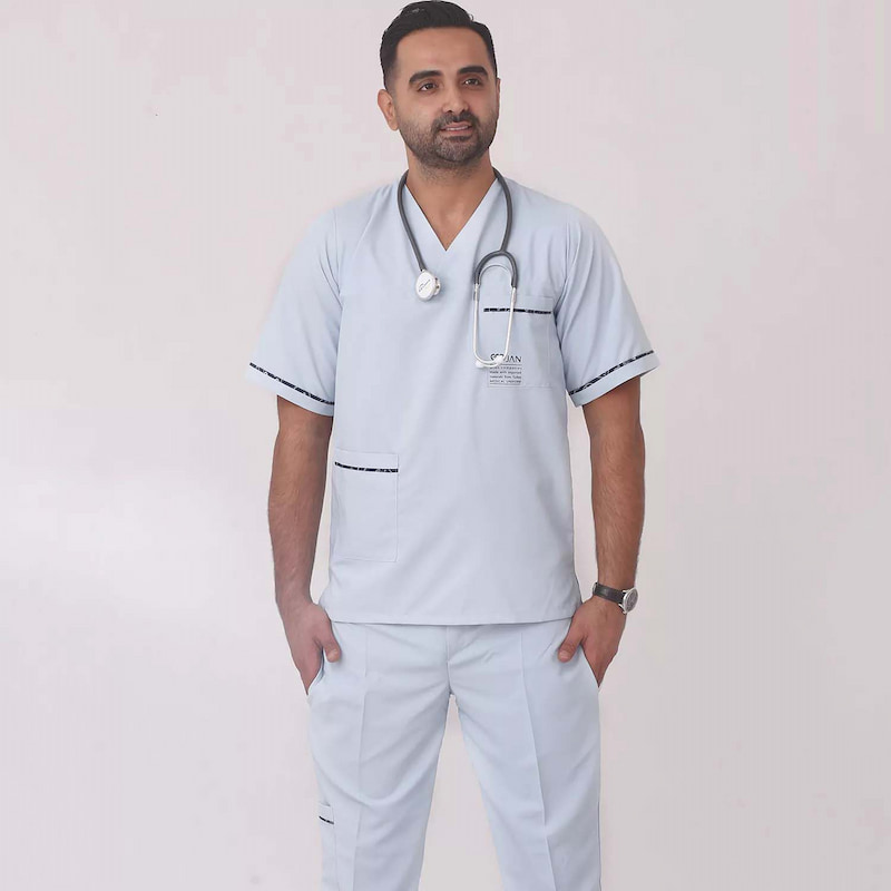 لباس اسکراب مردانه؛ سورمه ای سفید ضد عرق نرم مناسب محیط پزشکی