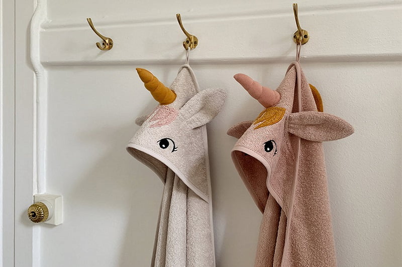 حوله دستی نوزاد؛ ساده کلاه دار جنس پنبه لطیف جذب آب ماندگاری بالا