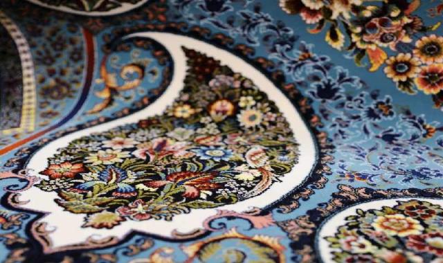 فرش ایرانی در هلند (قالی) دستی ماشینی 2 طرح ماهی ترنج جنس ابریشم