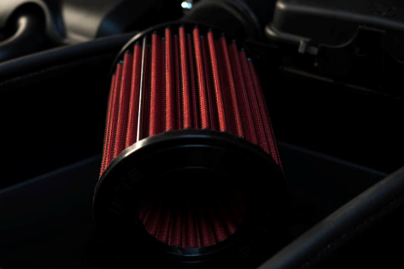 فیلتر خودرو سواری؛ استوانه ای مستطیلی جنس پلاستیک نسوز 200 گرمی