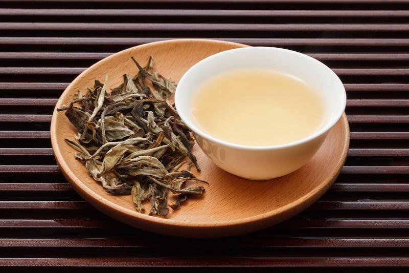 چای سفید برای سرماخوردگی؛ رفع سردرد کاهش وزن حاوی آنتی اکسیدان caffeine