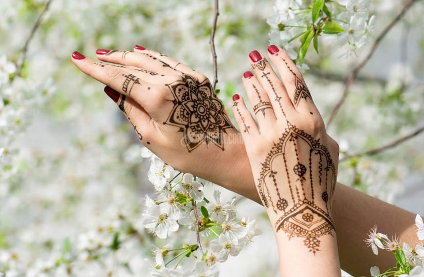 حنای سیاه هندی؛ عدم رنگ دهی درمان سردرد (قهوه ای مشکی)