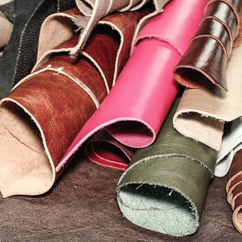 چرم فرجام؛ گاو گوساله شتر رنگ ضخامت متنوع leather