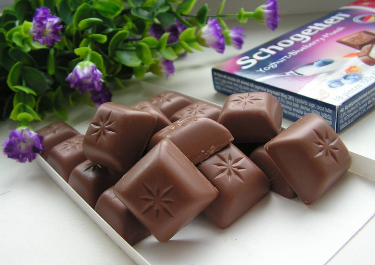 شکلات آلمانی (شوگتن) شیری فندقی بدون رنگ مصنوعی