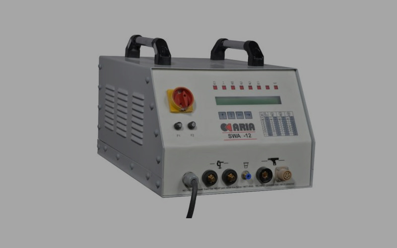 دستگاه پیچ جوش آریا؛ ولتاژ 220 ولت ایمنی بالا مناسب صنایع خودروسازی پتروشیمی