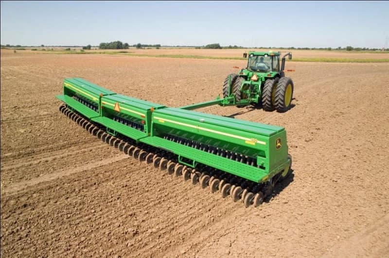 بذرکار همدانی؛ کاشت ردیفی 3 رنگ زرد سبز orange