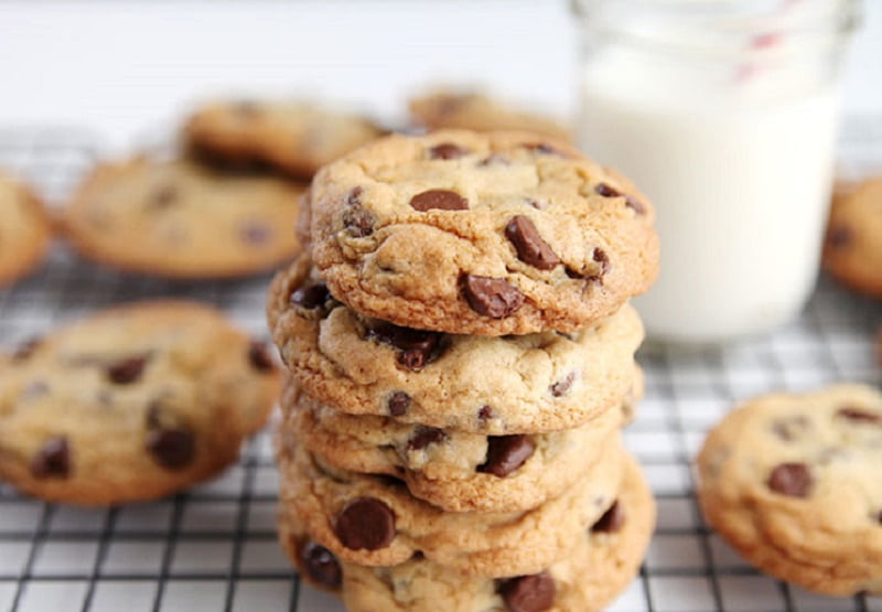 کیک و کلوچه سوگند؛ ساده مجلسی دارچینی شکلاتی