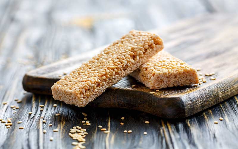 کنجد عسلی کام لی؛ رفع نیازهای بدن خوش طعم حاوی ویتامین A E B