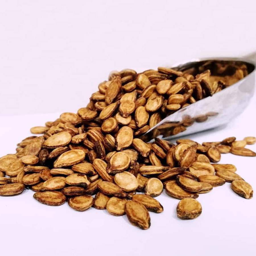 تخمه هندوانه در بارداری؛ یکدست درشت زرد سفید سیاه حاوی کلسیم