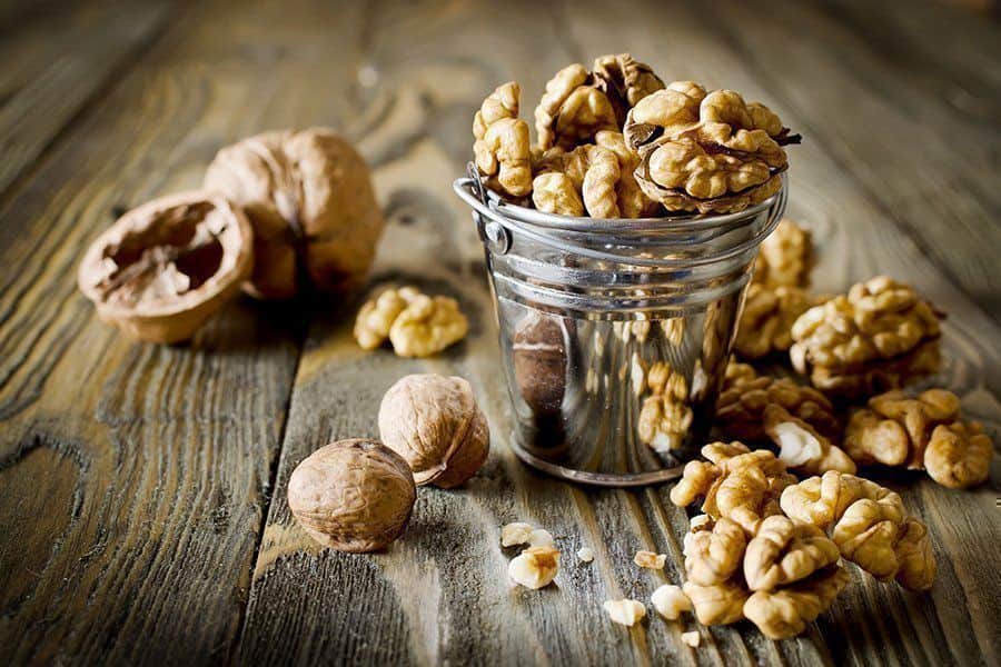 مغز گردو برای زن باردار (خشکبار) ساده بو داده مناسب کنترل کلسترول