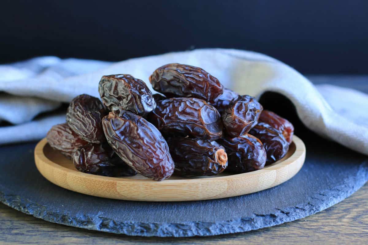 خرما کبکاب مضافتی؛ رطب ارگانیک گوشت نرم مختص چیپس مربا Date