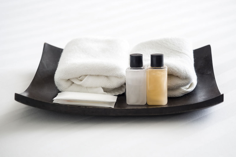 شامپو هتلی؛ سر بدن عطری گیاهی وزن 10 گرم