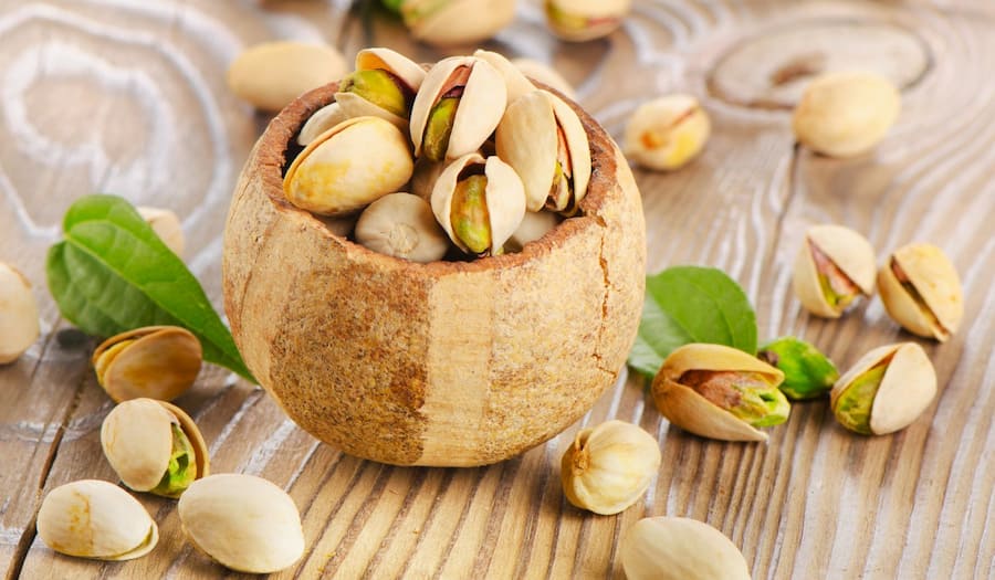 پسته حسینی مشهد (خشکبار) حاوی پتاسیم پروتئین فیبر طبع گرم