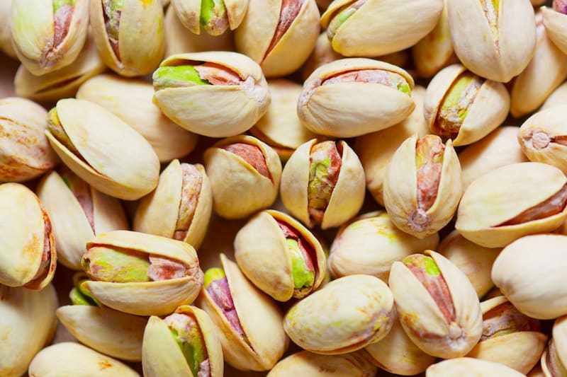 پسته شور (آجیل) مغز درشت درمان کم خونی حاوی ویتامین E B