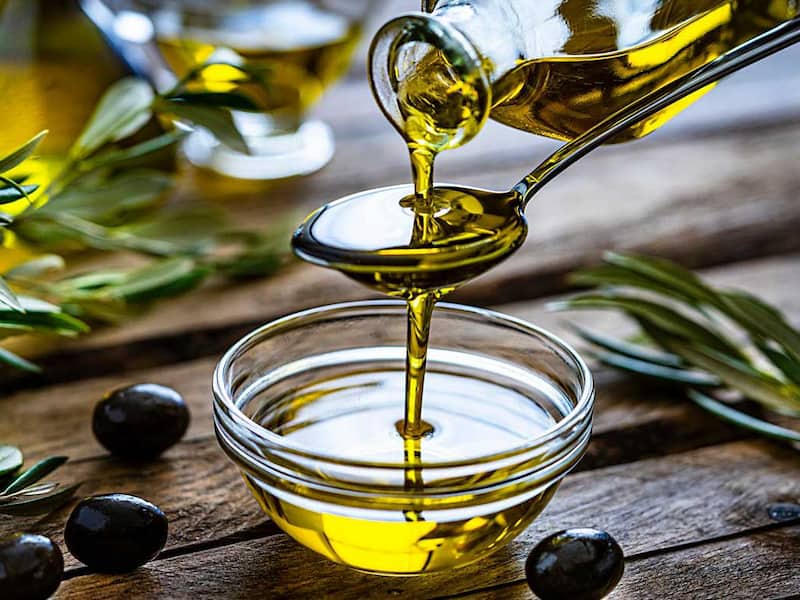 روغن زیتون ایتالیکو اصل؛ خوراکی غلیظ خالص مناسب سالاد سرخ کردن