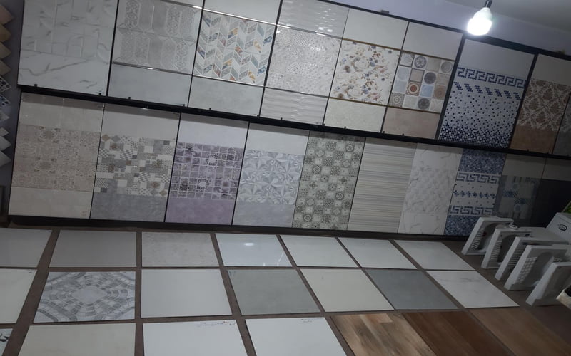 کاشی و سرامیک ضامن؛ جلابخش عمده سفید کرم قهوه ای