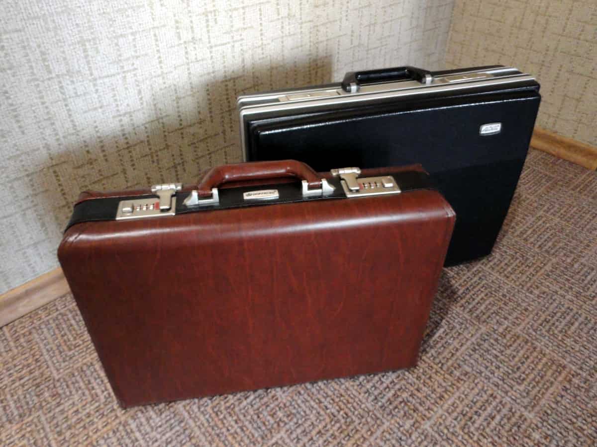 کیف سامسونت؛ خوش دست اداری رسمی چرم پلی کربنات Samsonite bag