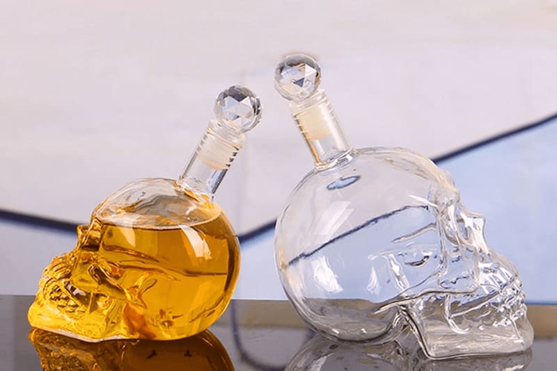 بطری طرح جمجمه؛ شیشه ای کریستال حجم 500 800 میلی لیتر