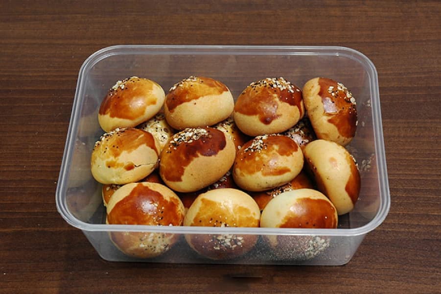 کلوچه سنتی قزوین؛ هلی دارچینی حاوی آرد سبوس دار کنجد cookie