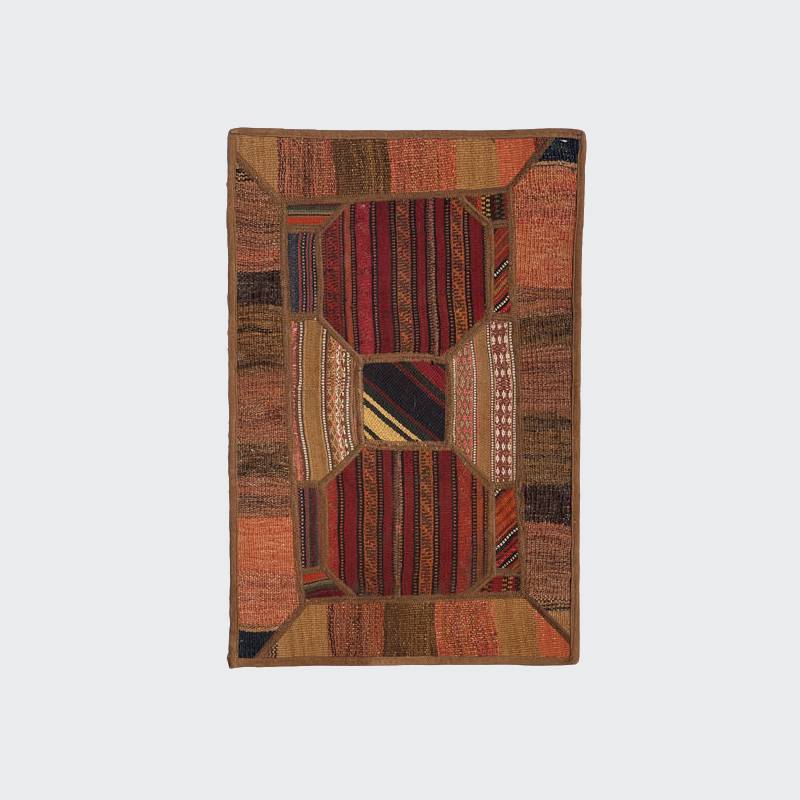 گلیم چهل تکه؛ ماشینی بافت متراکم 2 جنس پلی پروپیلن کنف