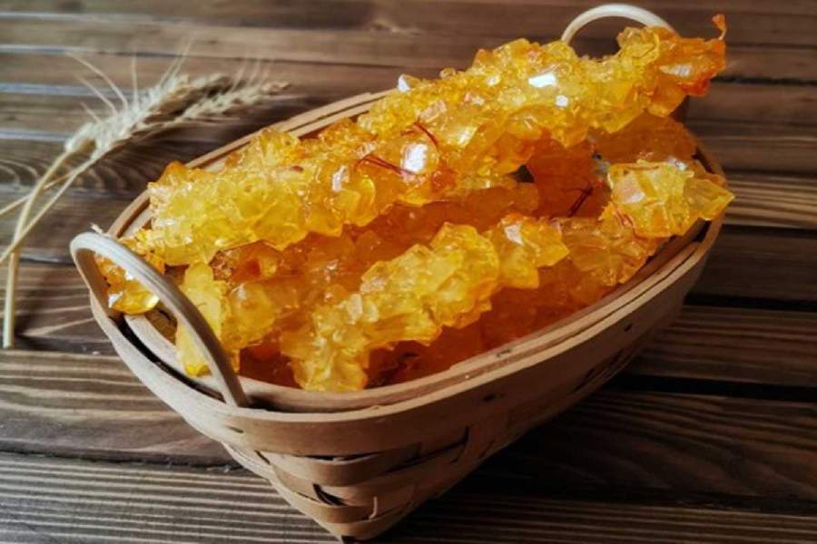 نبات یزد افضلی؛ طعم گل محمدی زعفران درمان مشکلات معده رفلاکس