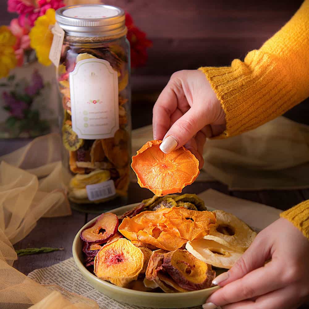 میوه خشک زمستانی؛ آناناس پرتقال خرمالو 3 مدل پفکی چیپسی حبه ای