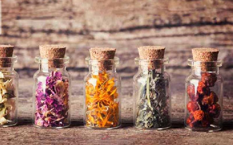 گیاه دارویی ضد افسردگی؛ زعفران بابونه جینسینگ مناسب دمنوش