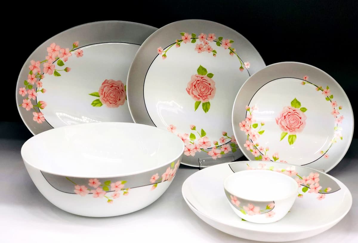 آرکوپال مقصود 25 پارچه؛ شیشه نشکن خوش رنگ لومینارت (6 12 24 پارچه)